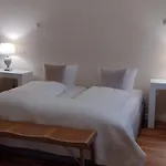 Kleine Iphofen, Fruehstueckszauber, No Waste, Nachhaltig, Nahe Aller Weingueter, Knauf Gips Kg Und Connekt, Kleines Secret Mit Garten & Terrassen, Tv Mirrorring, 55