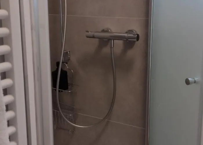 מלון Kleine Iphofen, Fruehstueckszauber, No Waste, Nachhaltig, Nahe Aller Weingueter, Knauf Gips Kg Und Connekt, Kleines Secret Mit Garten & Terrassen, Tv Mirrorring, 55