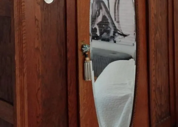 מלון Kleine Iphofen, Fruehstueckszauber, No Waste, Nachhaltig, Nahe Aller Weingueter, Knauf Gips Kg Und Connekt, Kleines Secret Mit Garten & Terrassen, Tv Mirrorring, 55